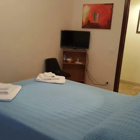 Sant'adriana Apartment