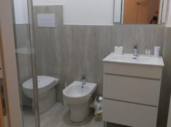 Sant'adriana Apartman *