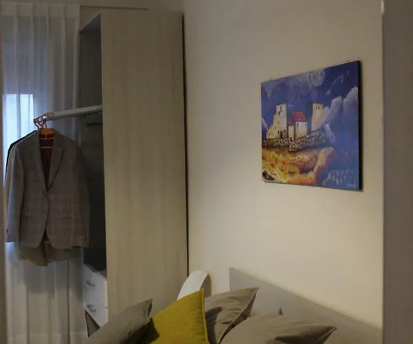 Sant'adriana Apartman